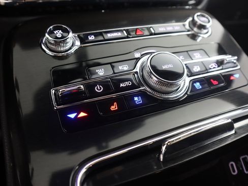 Used 2022 Lincoln Nautilus Reserve w/ Monochromatic Package image 53