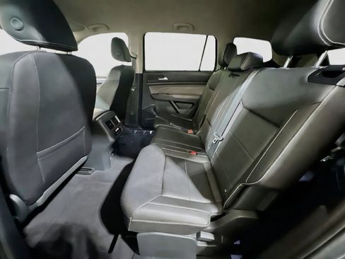 Used 2023 Volkswagen Atlas SE FWD image 16