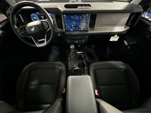 New 2025 Ford Bronco Outer Banks image 34