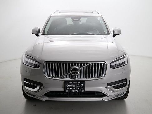 Certified 2023 Volvo XC90 B6 Plus AWD/4WD image 5