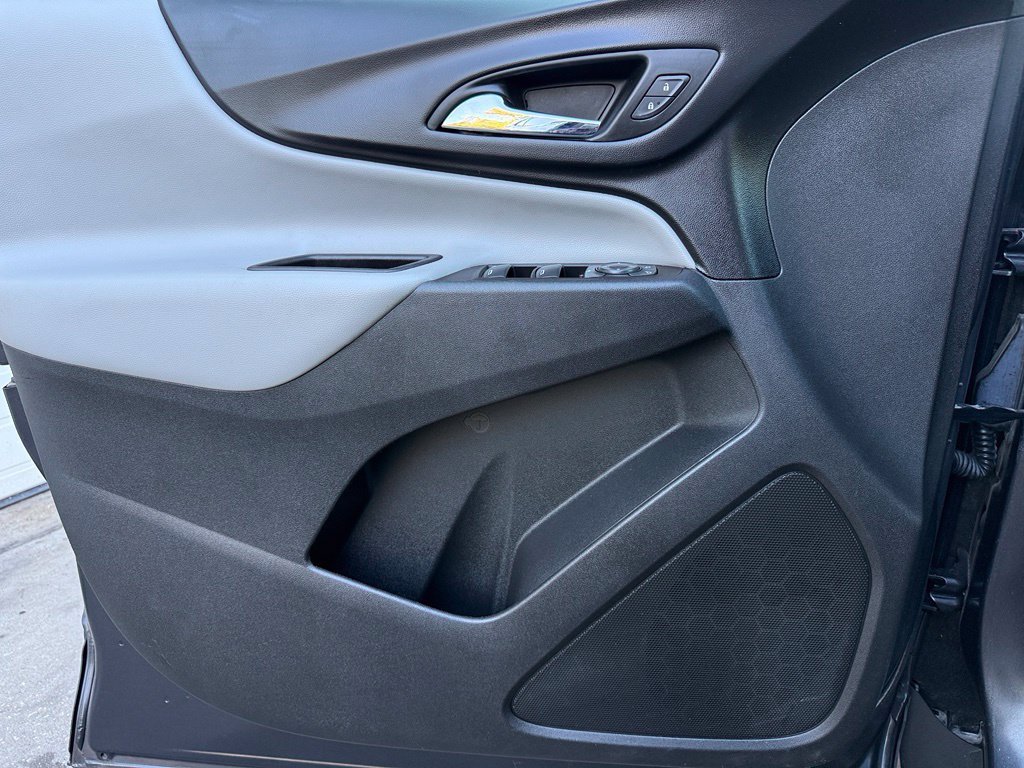 Used 2022 Chevrolet Equinox LT FWD image 18