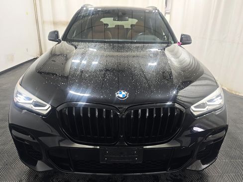 Used 2023 BMW X5 xDrive40i AWD/4WD image 2