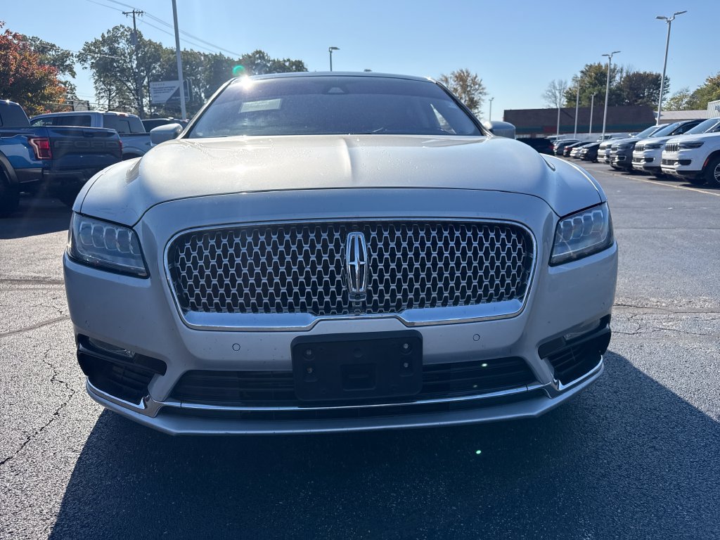 Used 2017 Lincoln Continental Black Label w/ Technology Package AWD/4WD image 3