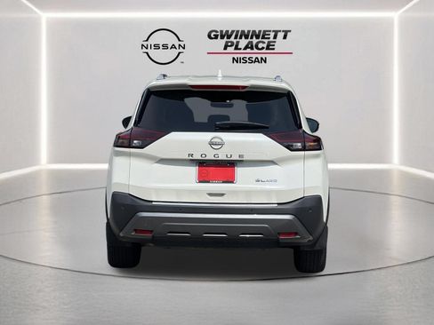 Certified 2023 Nissan Rogue SL w/ SL Premium Package AWD/4WD image 25