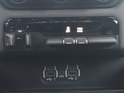 Used 2023 RAM 1500 Big Horn image 29