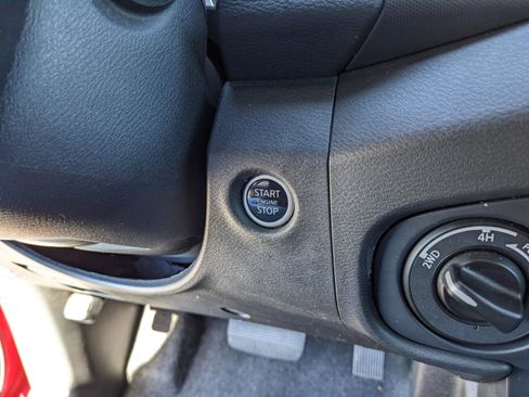 Used 2022 Nissan Frontier S w/ Technology Package image 24