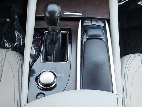 Used 2013 Lexus GS 350 AWD w/ Premium Pkg image 23