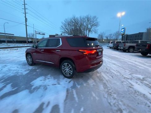 Certified 2022 Chevrolet Traverse High Country w/ LPO, Floor Liner Package image 6