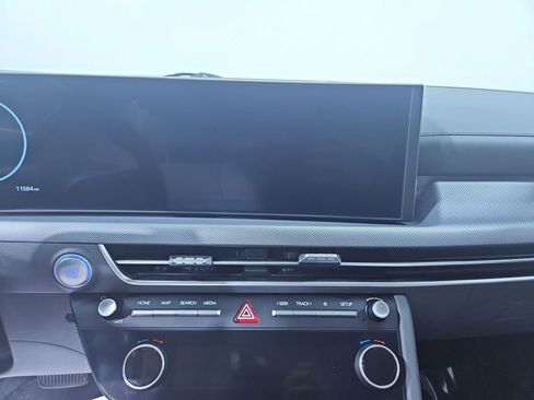 Certified 2024 Hyundai Sonata SEL w/ Convenience Package image 20