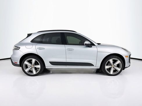 Certified 2023 Porsche Macan image 8