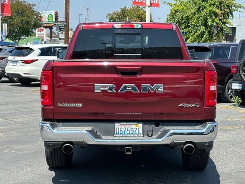 Used 2025 RAM 1500 Laramie AWD/4WD image 6