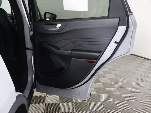 Used 2025 Ford Escape Base image 25