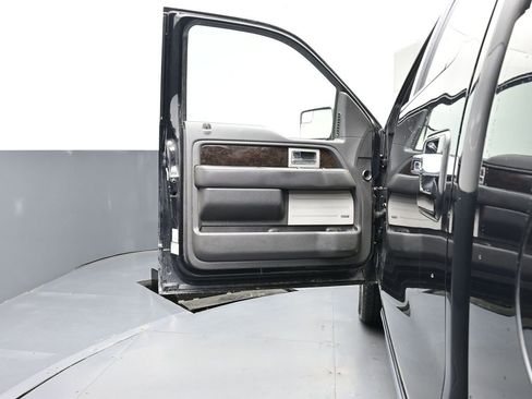 Used 2014 Ford F150 Platinum image 20