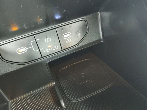Used 2025 Kia Sorento EX FWD image 36
