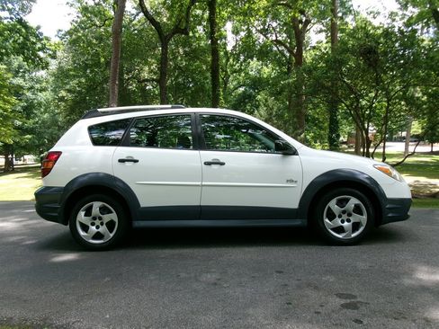 Used 2005 Pontiac Vibe w/ Power Group Value Package FWD image 4
