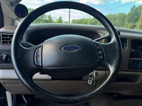 Used 2002 Ford F350 XLT image 17