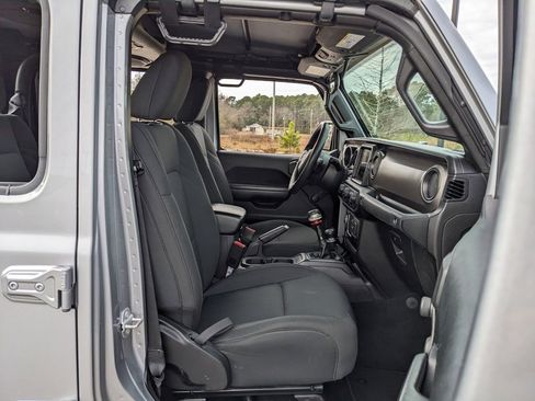 Used 2021 Jeep Gladiator Sport image 44