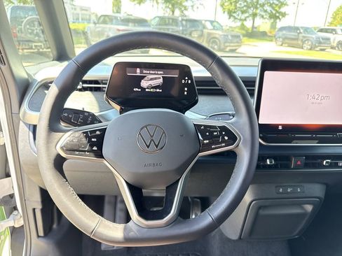 New 2025 Volkswagen ID. Buzz Pro S image 25
