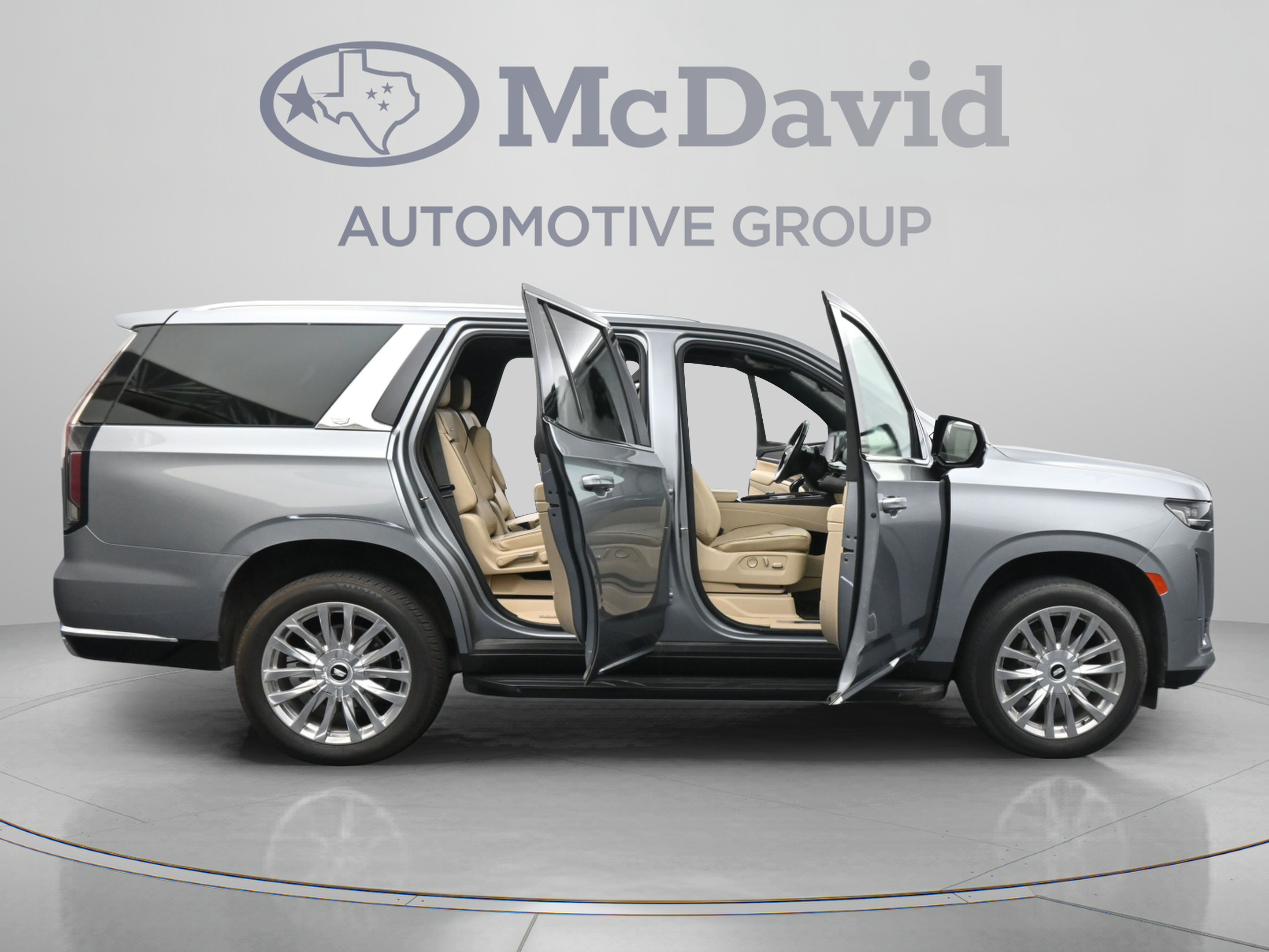 Used 2023 Cadillac Escalade Premium Luxury AWD/4WD image 42