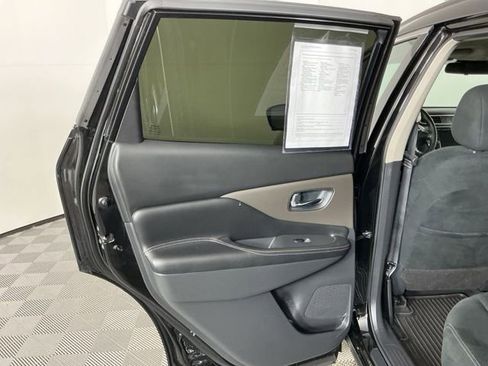 Used 2021 Nissan Murano SV image 28