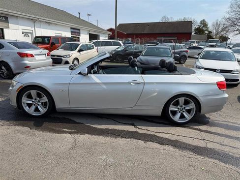 Used 2008 BMW 335i Convertible image 3