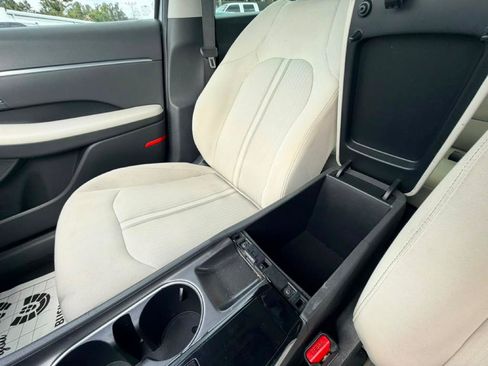 Used 2021 Hyundai Sonata SEL FWD image 31