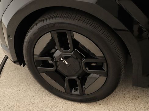 Used 2024 Kia EV9 GT-Line image 34