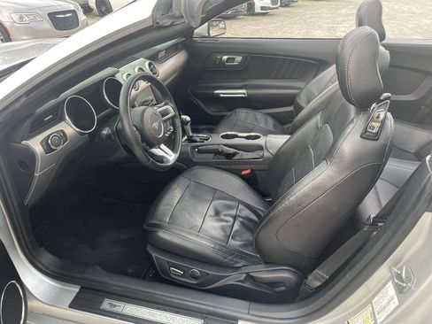 Used 2018 Ford Mustang Premium RWD image 18