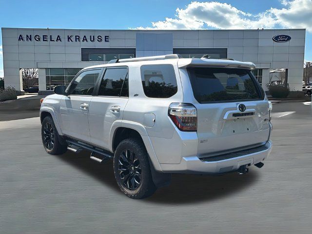Used 2021 Toyota 4Runner SR5 Premium w/ Moonroof Package AWD/4WD image 6