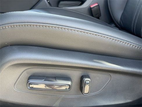 New 2026 Honda HR-V EX-L image 23