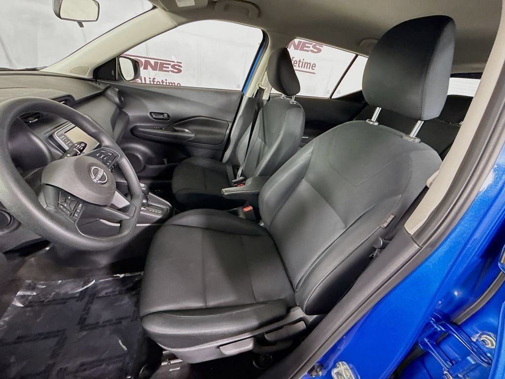 Used 2023 Nissan Kicks S FWD image 24