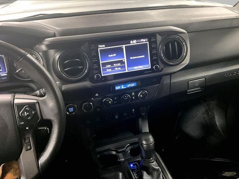 Used 2023 Toyota Tacoma TRD Sport w/ Technology Package AWD/4WD image 7