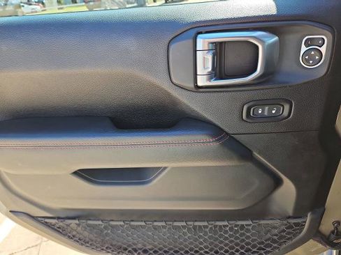 Used 2020 Jeep Gladiator Rubicon AWD/4WD image 21