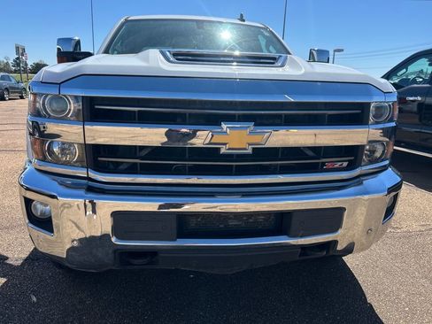 Used 2018 Chevrolet Silverado 3500 LTZ w/ Duramax Plus Package image 10