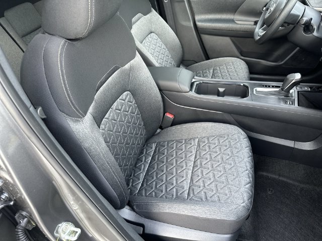 New 2026 Nissan Kicks SV w/ SV Premium Package FWD image 28