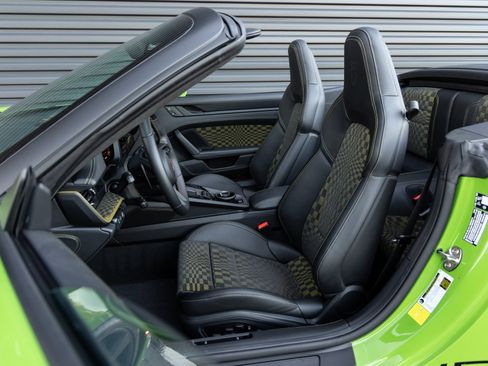 Certified 2026 Porsche 911 Carrera GTS image 5