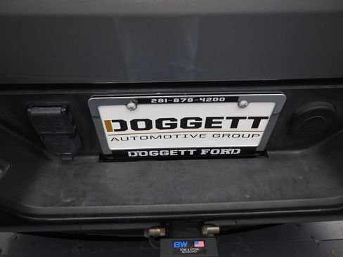 Used 2023 GMC Sierra 1500 AT4X image 2