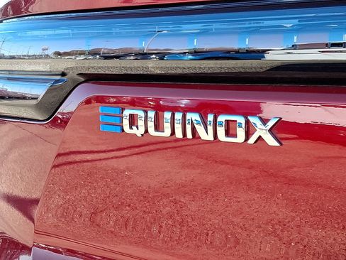 New 2025 Chevrolet Equinox EV LT image 20