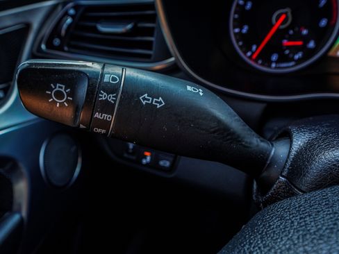 Used 2019 Genesis G70 2.0T Advanced w/ Elite Package image 23