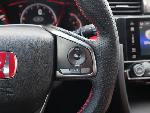 Used 2018 Honda Civic Type R image 19