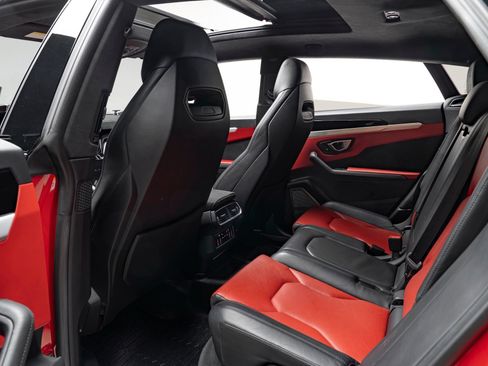 Used 2020 Lamborghini Urus AWD/4WD image 58