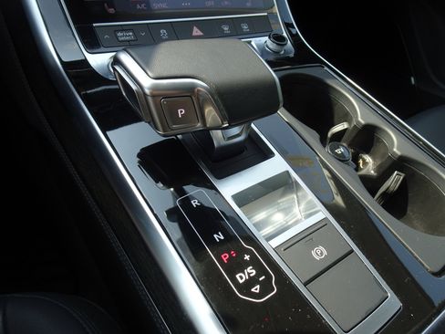 Certified 2023 Audi Q7 3.0T Premium Plus w/ Premium Plus Package AWD/4WD image 13