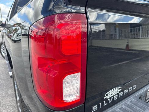 Used 2018 Chevrolet Silverado 1500 High Country AWD/4WD image 49