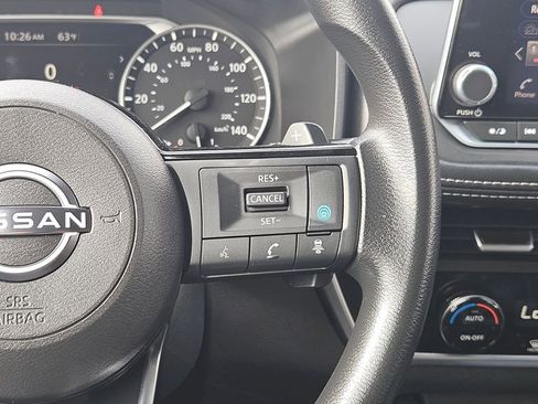 Used 2023 Nissan Rogue SV image 25