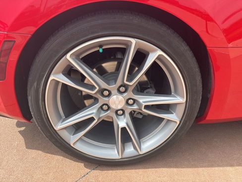 Used 2021 Chevrolet Camaro LT w/ RS Package RWD image 4