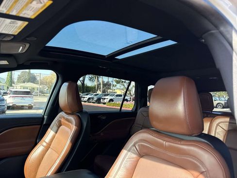 Certified 2023 Lincoln Aviator Reserve w/ Elements Package Plus image 25