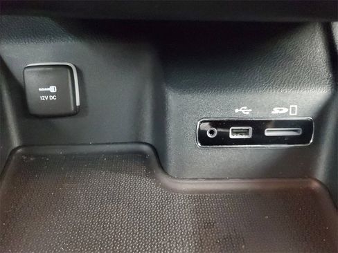 Used 2015 Dodge Durango SXT image 21