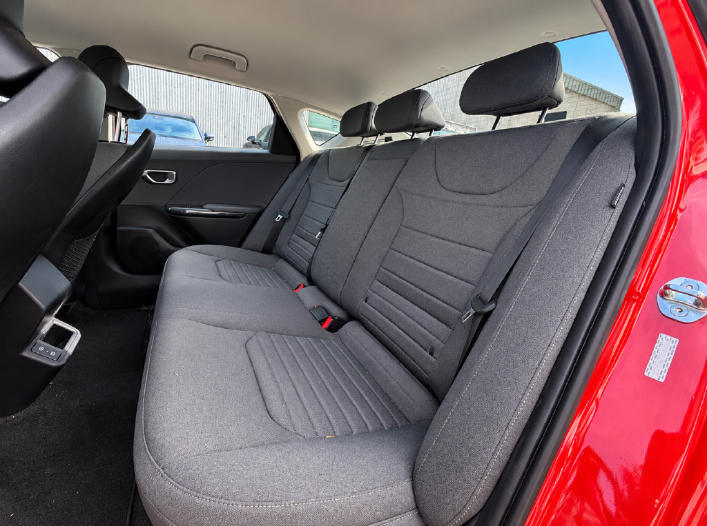 Used 2025 Kia K4 EX FWD image 9