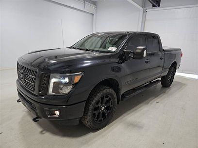 Used 2019 Nissan Titan SV w/ SV Convenience Package