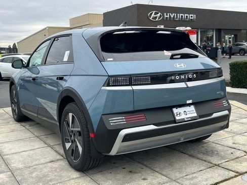 New 2026 Hyundai Ioniq 5 SEL image 12